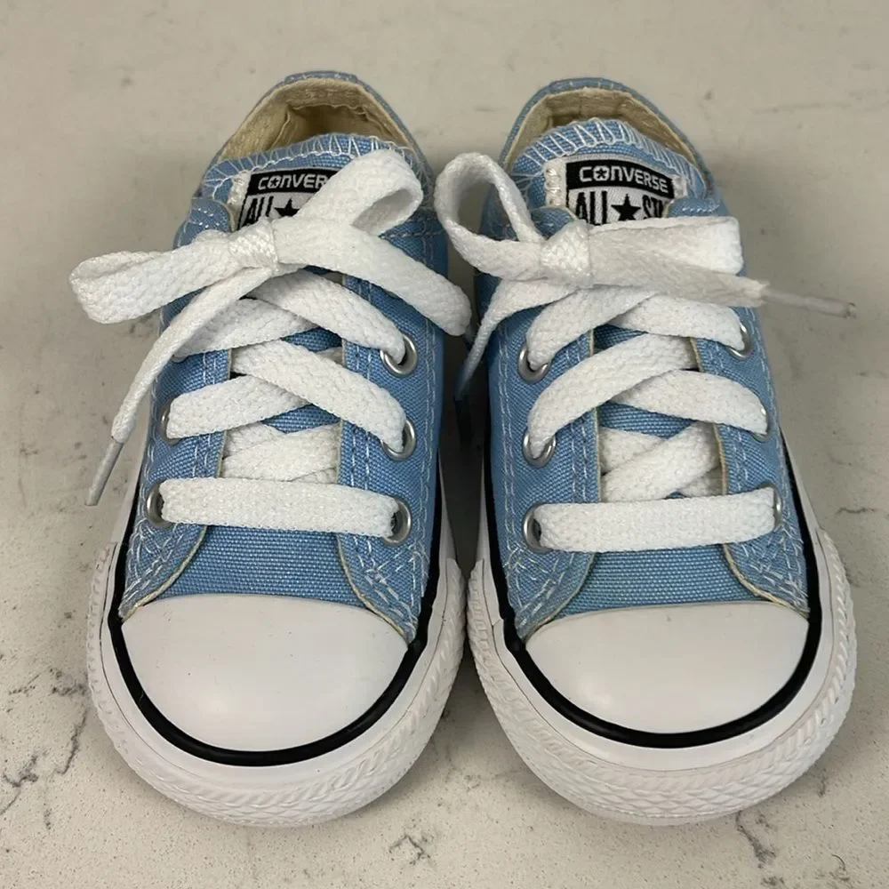 Converse Chuck Taylor All Star Lo Sneaker - Light Blue- Size 5